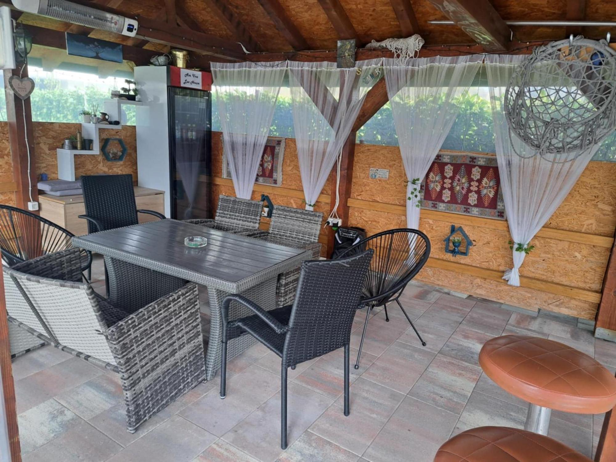 Am Una Lux House บีฮัช ภายนอก รูปภาพ